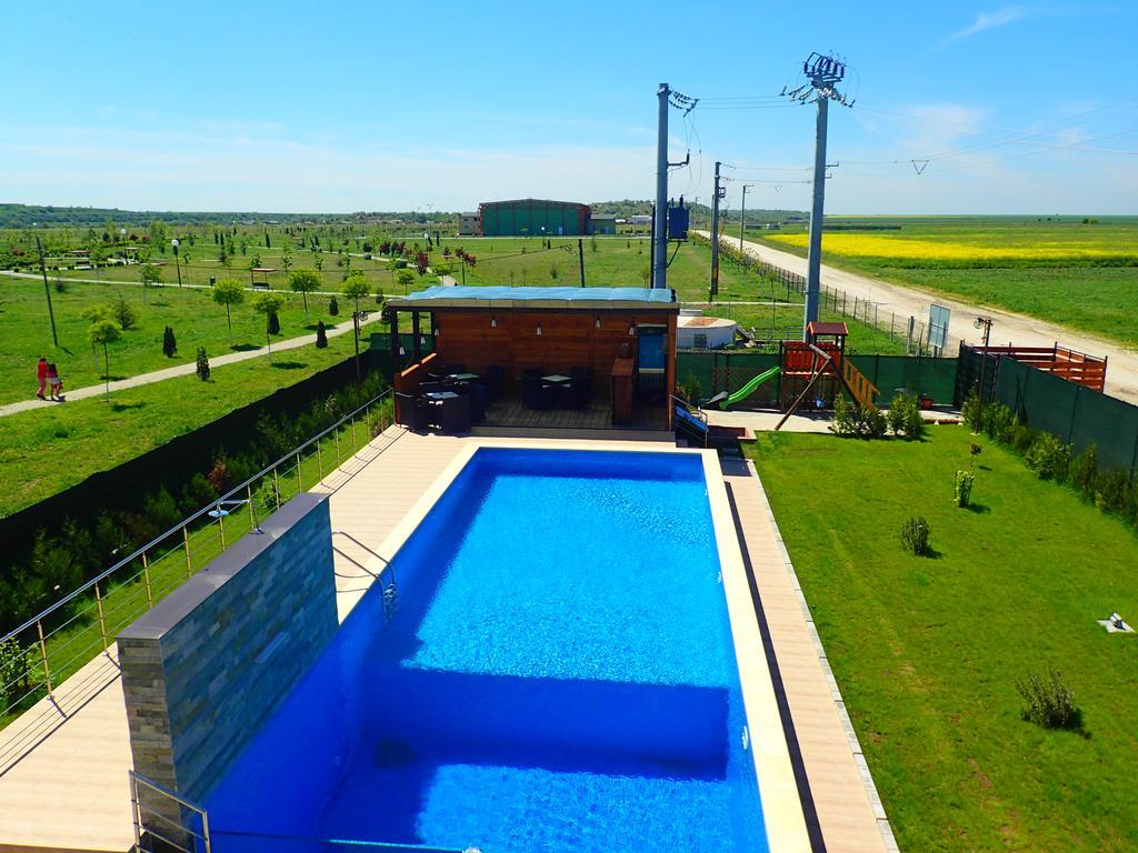 Indeep Club Hotel Cumpăna Kültér fotó