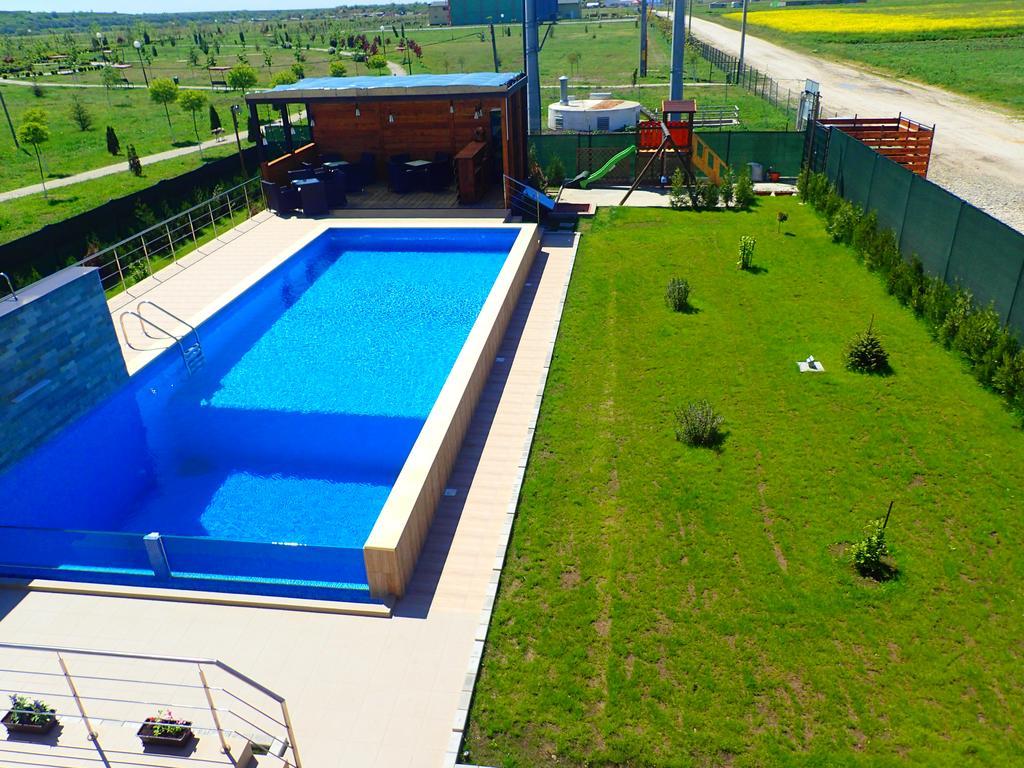 Indeep Club Hotel Cumpăna Kültér fotó